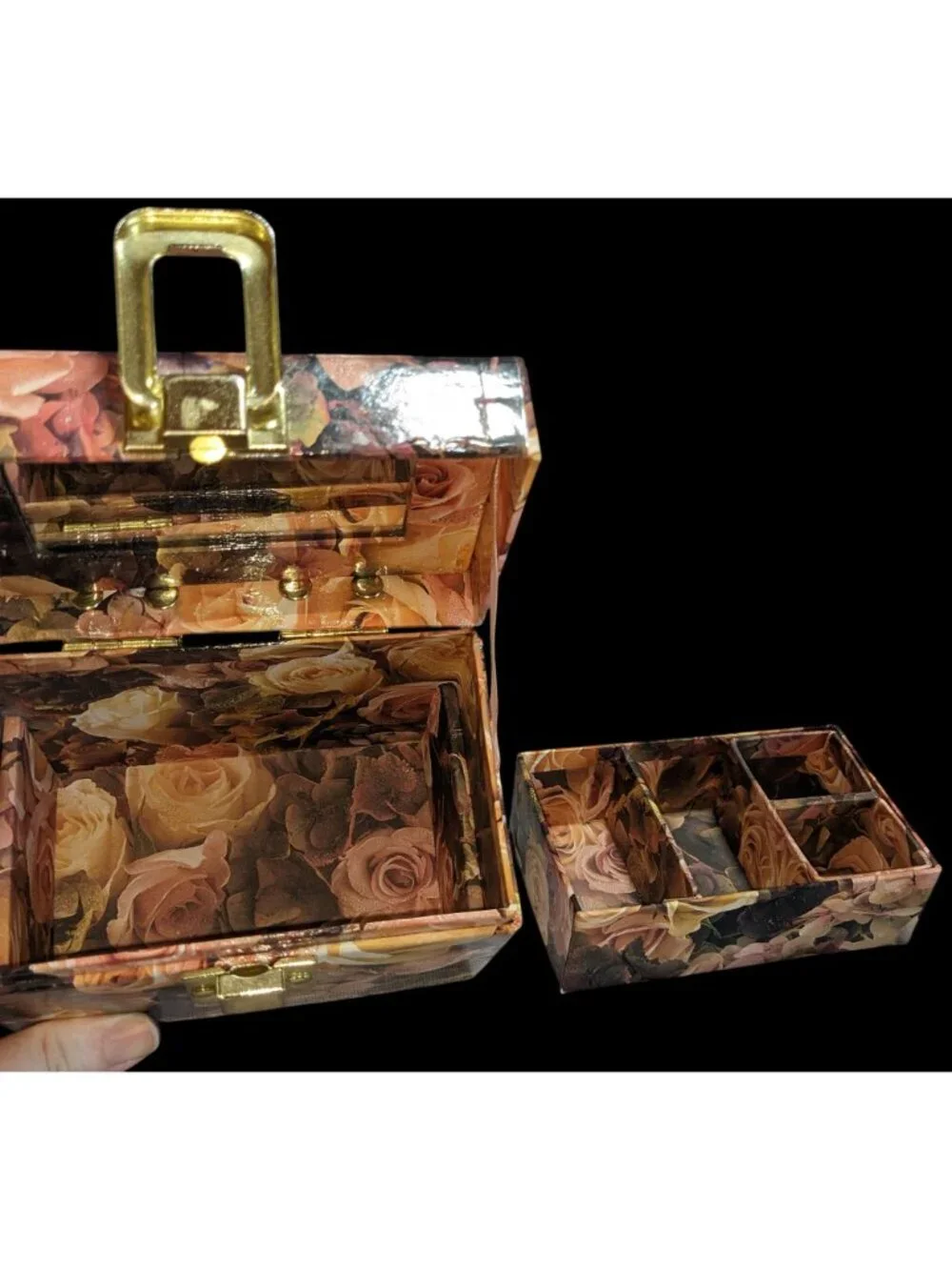 Grandmacore Vintage 90s Floral Decoupage Vanity Jewelry Train Case